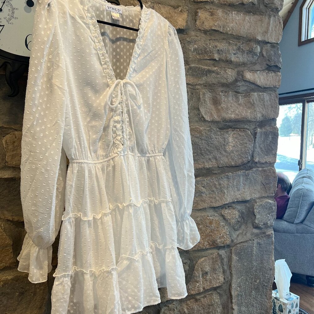 VENUS Feminine White Ruffled Lace-Up Dress Size Small